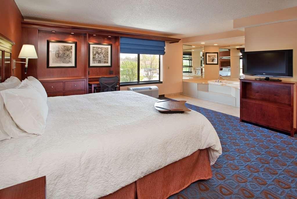 Hampton Inn Kansas City-Lee’s Summit Oda fotoğraf